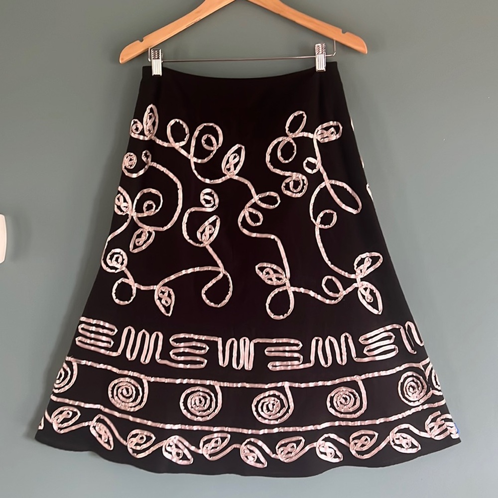 Tweeds Black with Cream swirl ribbon Linen Blend A-Line midi skirt